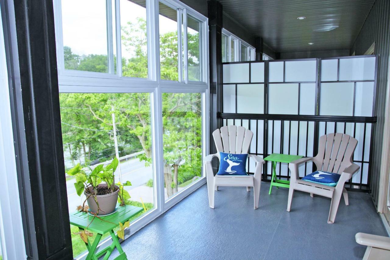 Lily'S House On The 12 Bed and Breakfast Sainte-Catherine Exteriör bild